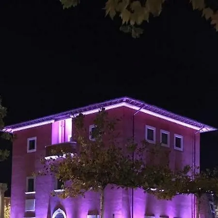 Maisonmaremonti * كاستيلنوفو ماغرا